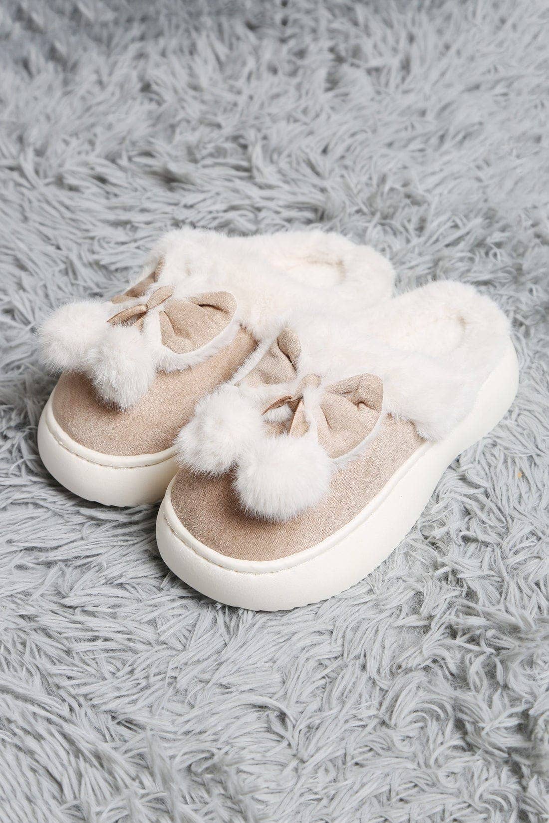 JCL6116 Superlux Faux Suede Fuzzy Bow and Pom Pom Slippers
