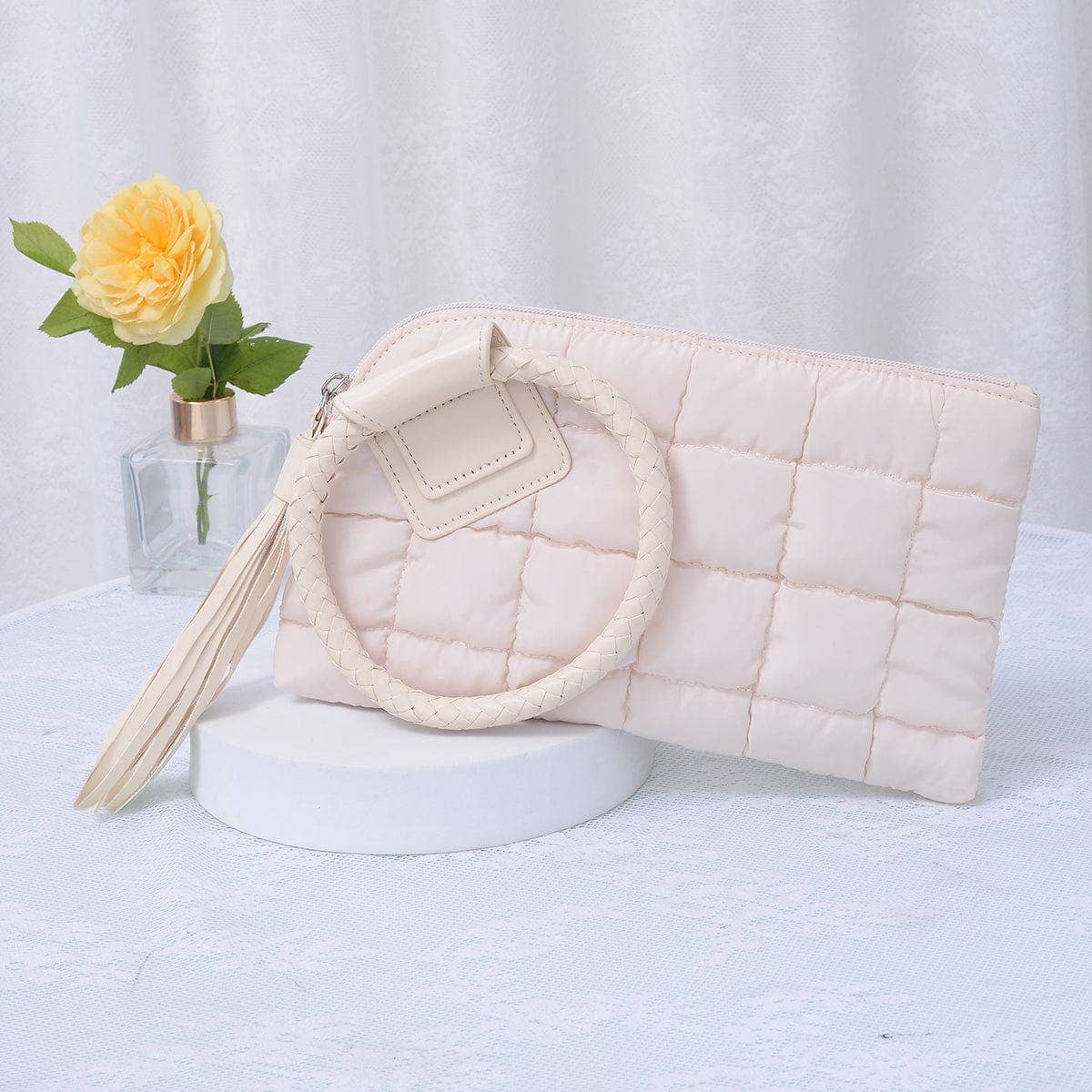 QP204 Quilted Puffer Wristlet/Clutch With Tassel