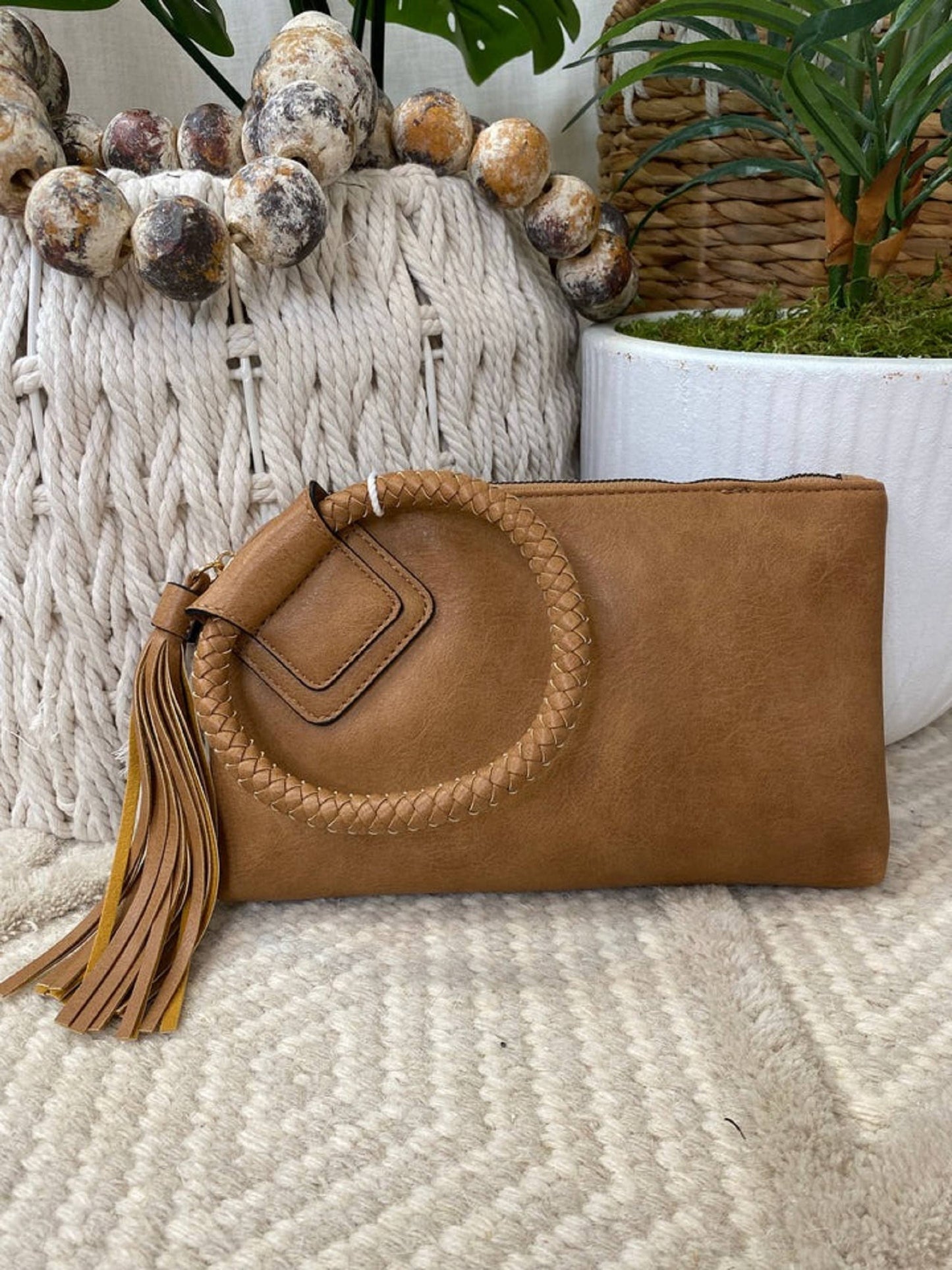 JYM0346 Soft Vegan Leather Wristlet/Clutch