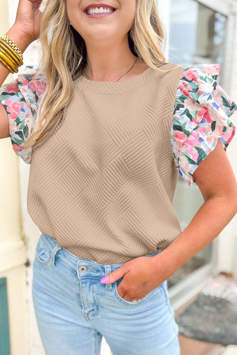 White Textured Knit Floral Ruffle Sleeve Casual Top