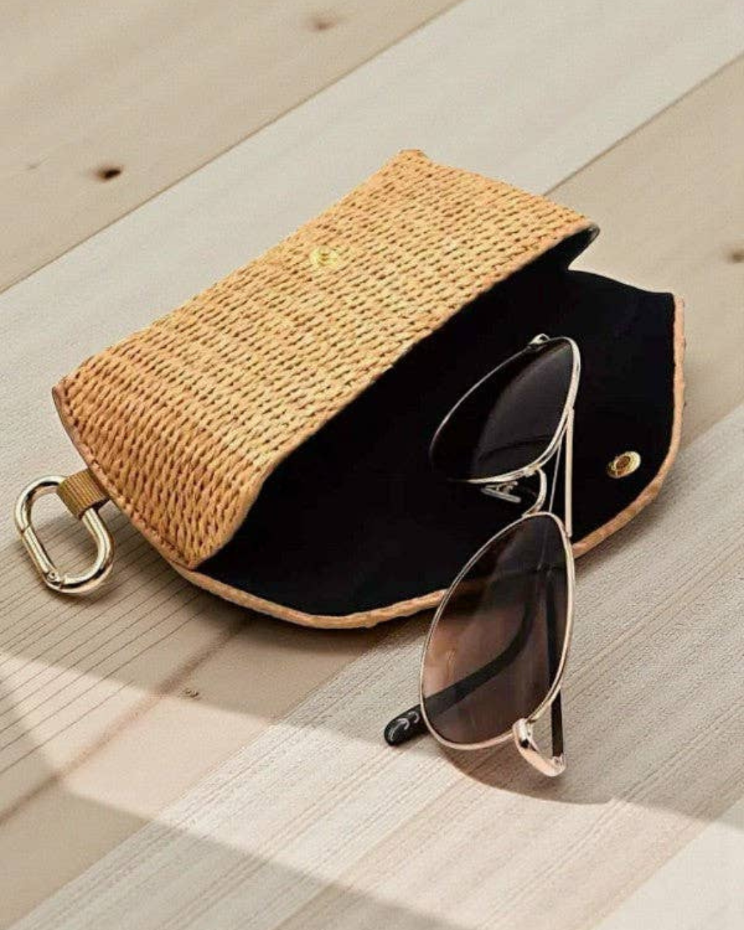 Banksi Woven Eyeglasses Case