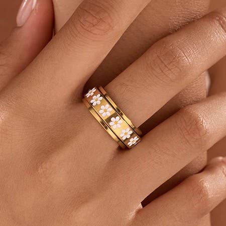 18K STAINLESS STEEL TARNISH FREE DAISY SPINNER RING | 40R155