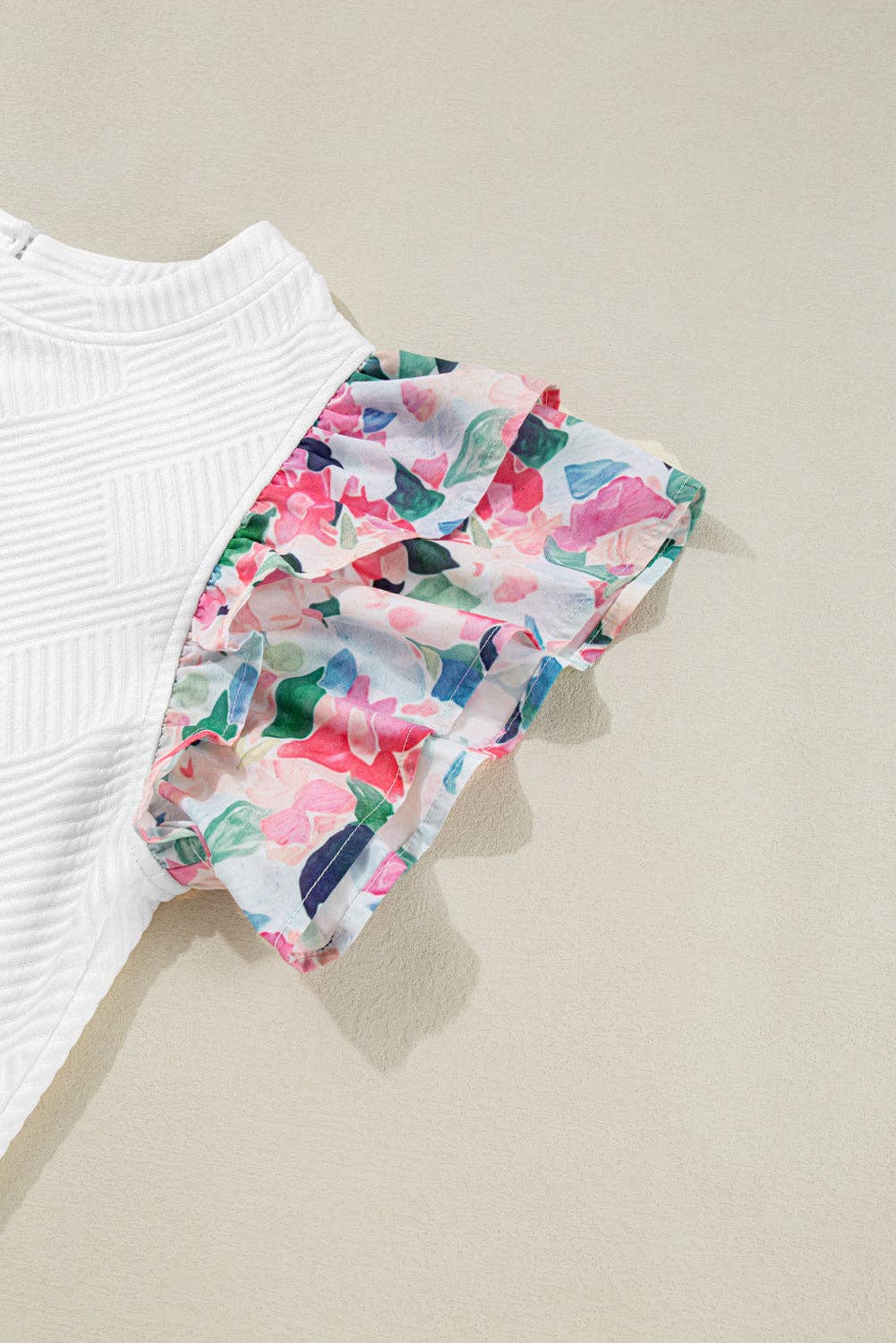 White Textured Knit Floral Ruffle Sleeve Casual Top
