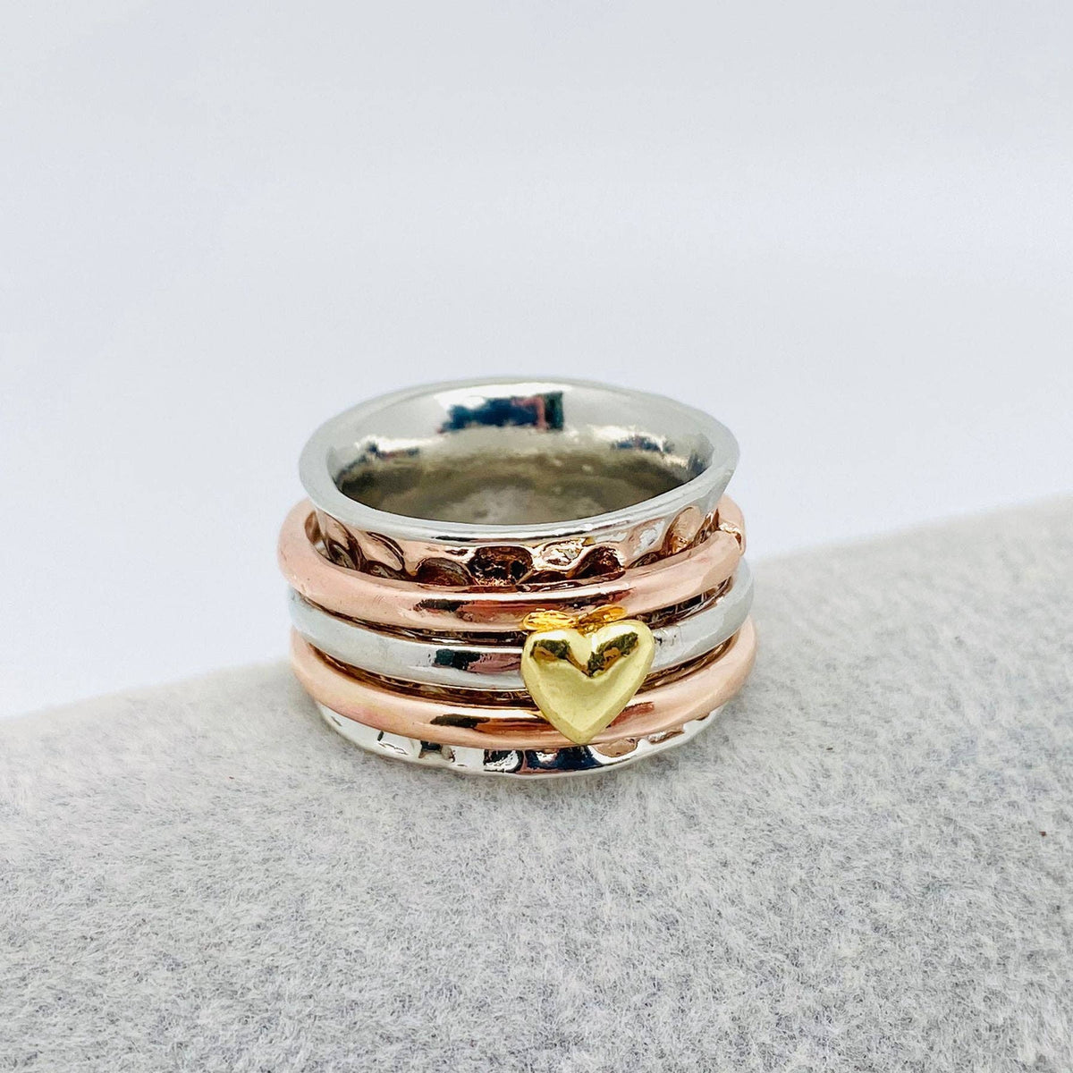 Heart-shaped Charm Rings | 3 Layers of Rotatable Loop