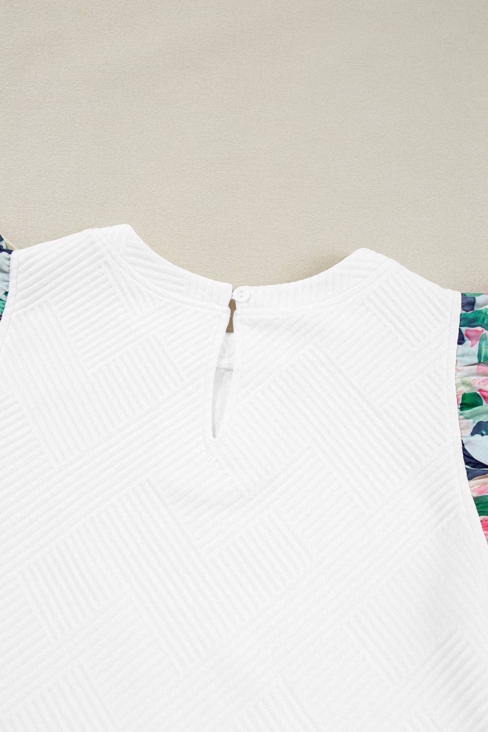 White Textured Knit Floral Ruffle Sleeve Casual Top