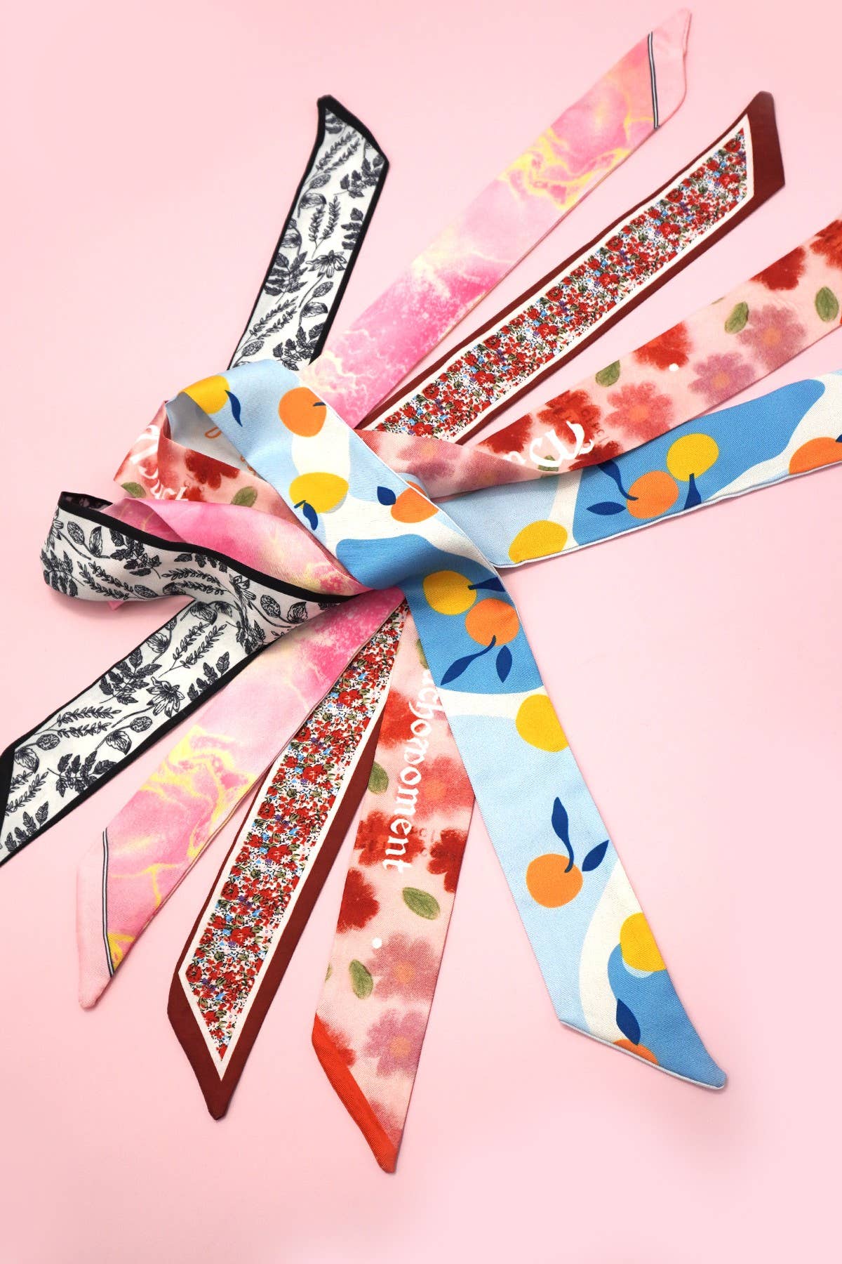 SOFT SILKY SKINNY TWILLY SCARF NECKLACE WRAP | 40SC666