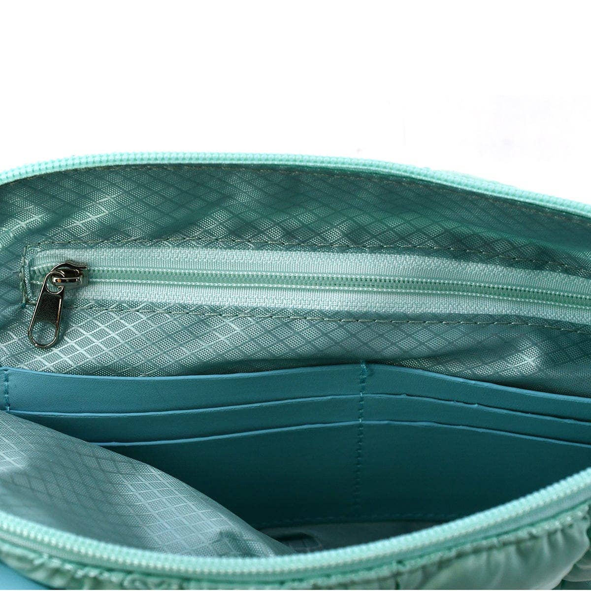 Inside quilted clutch bag