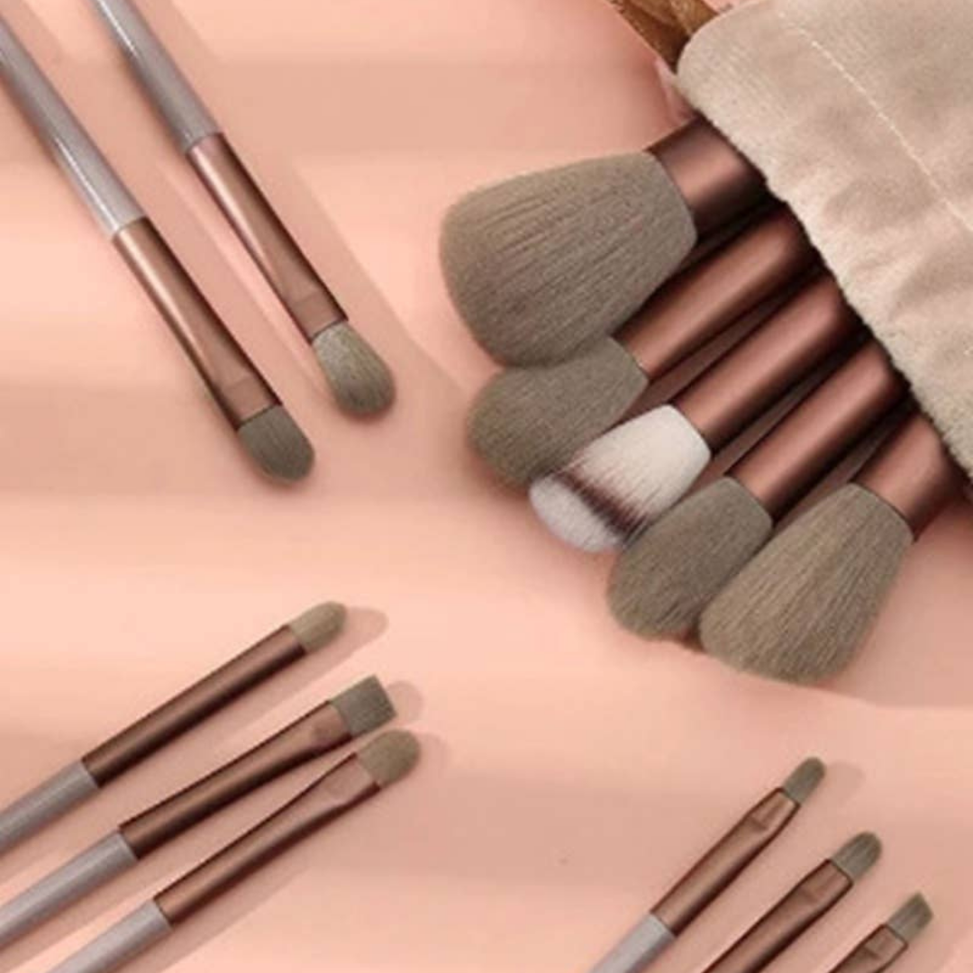 Makeup Brush Set w/ Storage Bag