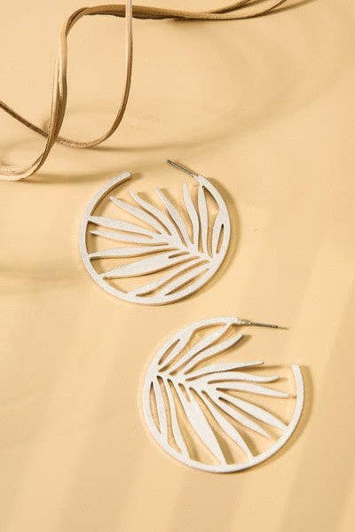 CUTOUT LEAF HOOP EARRINGS | 51E2062581